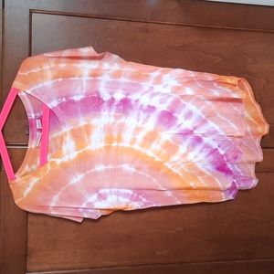 Hand tie-dyed  TEE-SHIRT